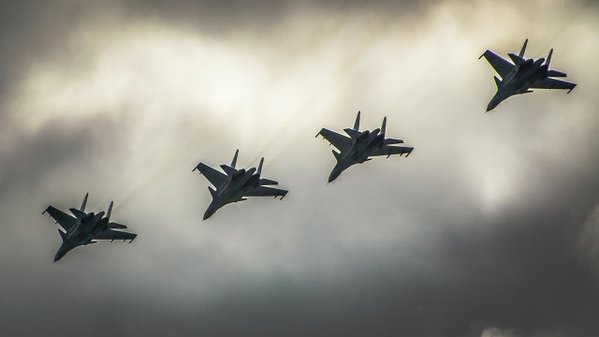 frenchparliamentvotestoextendairstrikesinsyria